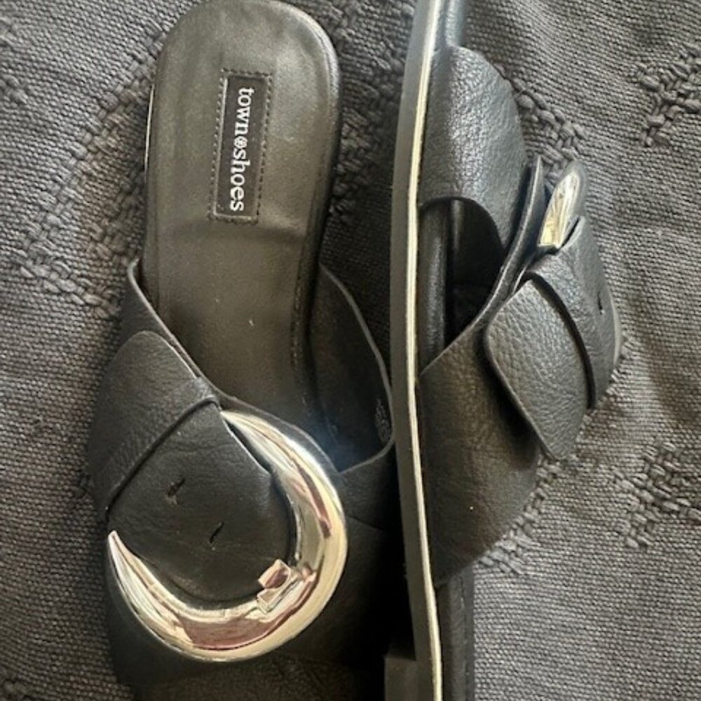 Towne Shoes Silver Buckle Slip on Sandal